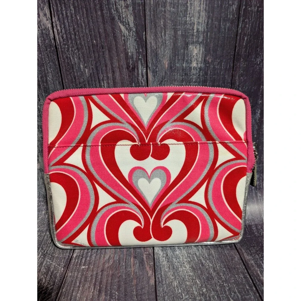 Brighton Padded Zip Top iPad Tablet Case Cover Twirly Hearts Pink Red White
